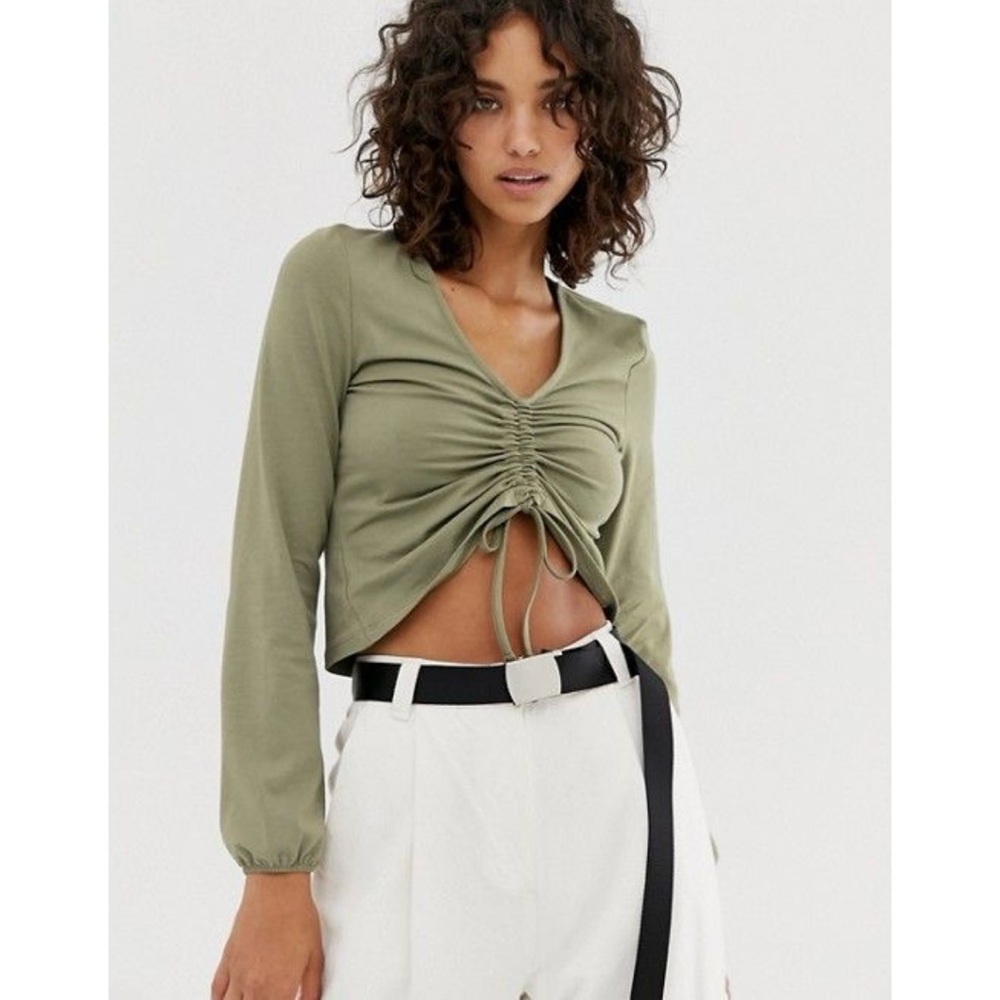 NOISY MAY RUCHED FRONT CROP BLOUSE TOP